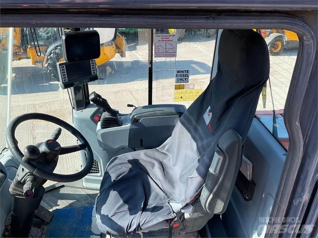 Doosan DL280 Gumikerekes homlokrakodók