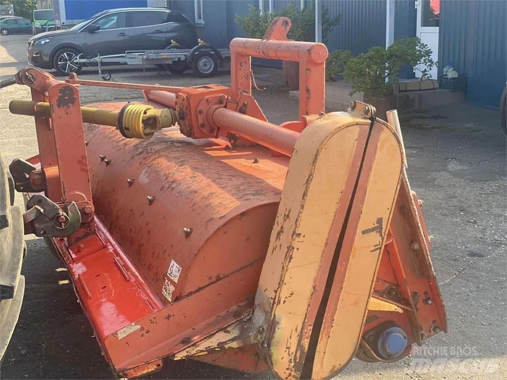 Dücker 300 Öntöző Kaszák