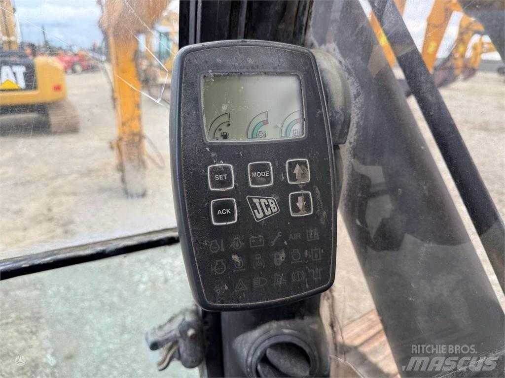 JCB JS 220 LC Lánctalpas kotrók