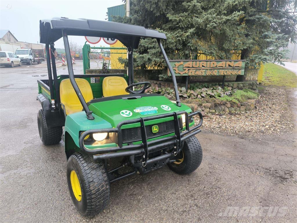 John Deere  ATV-k