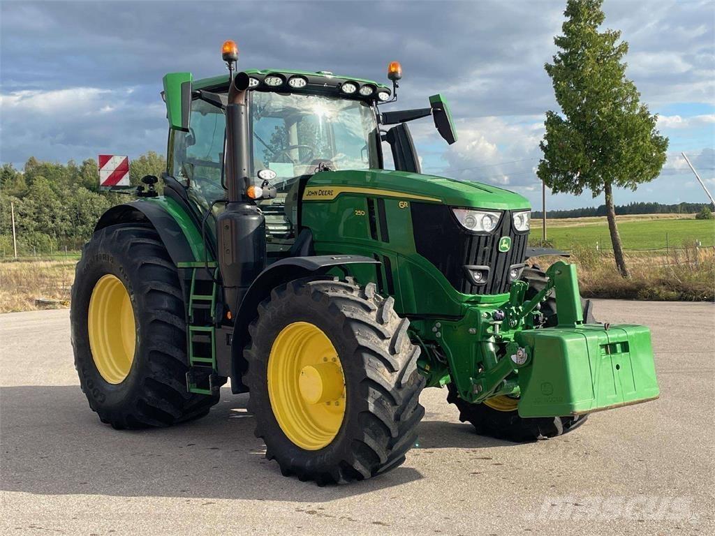 John Deere 6R 250 Traktorok