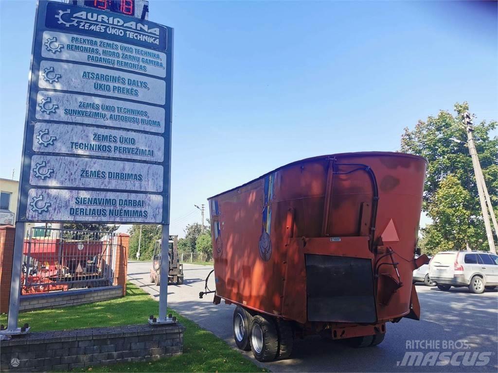  -Kita- PEECON Takarmánykeverők