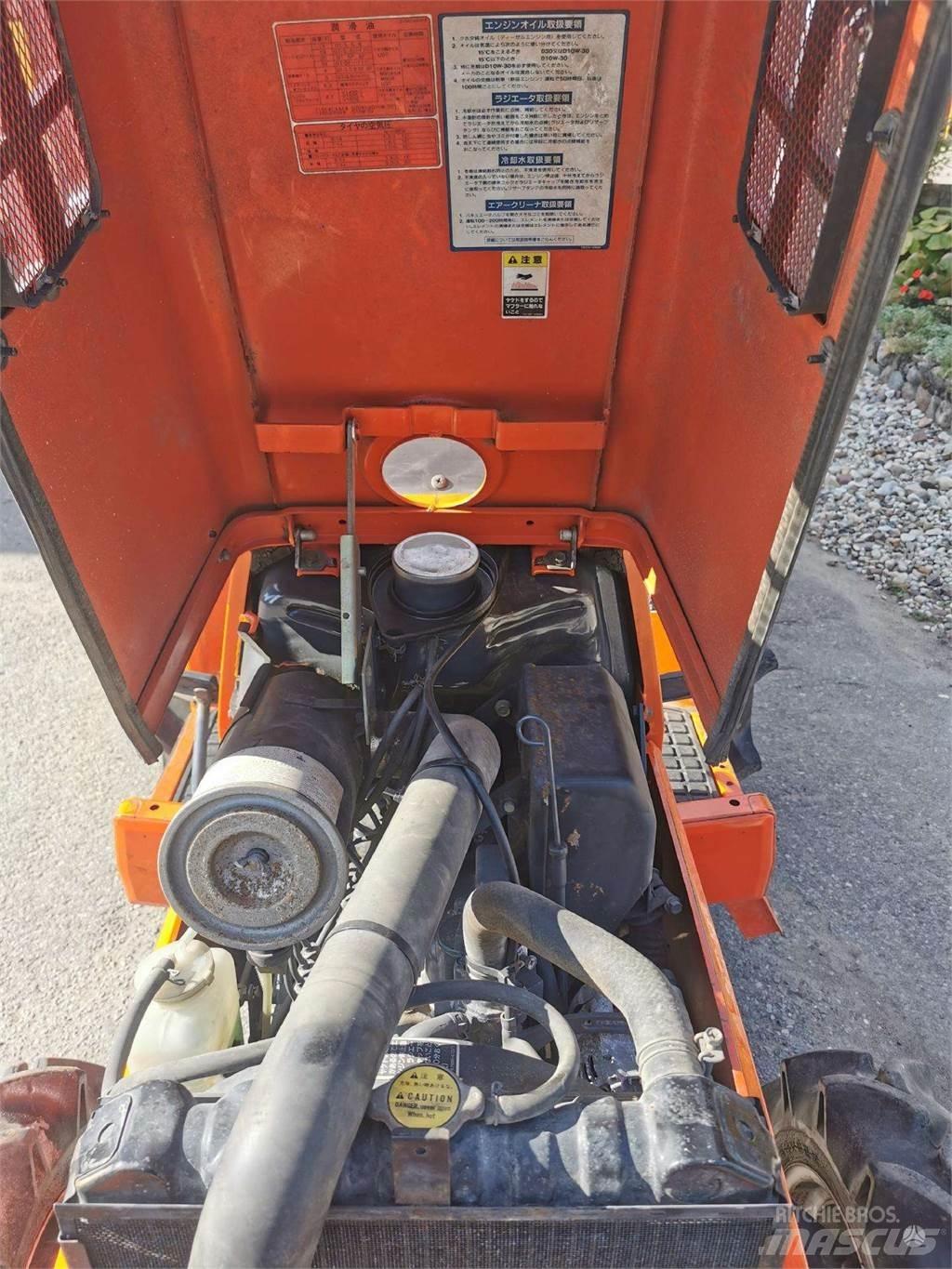 Kubota GT3 Traktorok