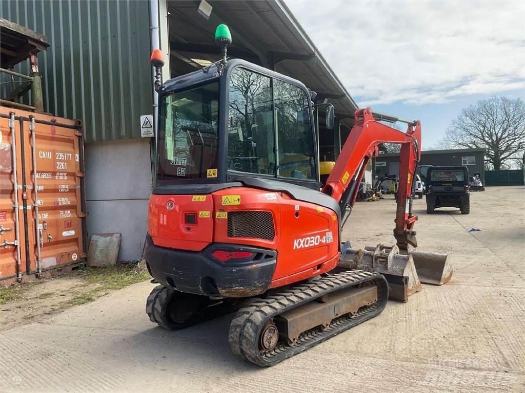Kubota KX030-4 Mini kotrók < 7t