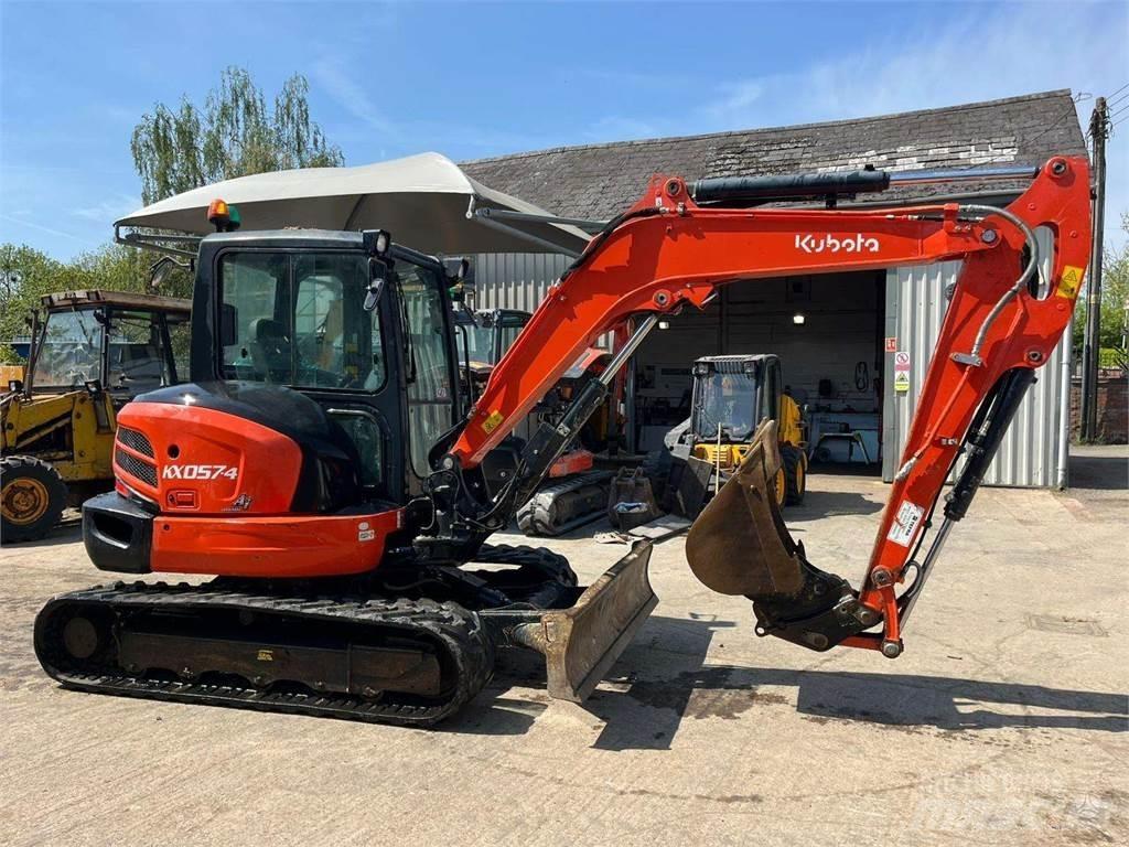 Kubota KX057-4 Lánctalpas kotrók