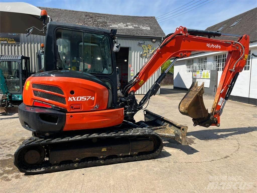 Kubota KX057-4 Lánctalpas kotrók