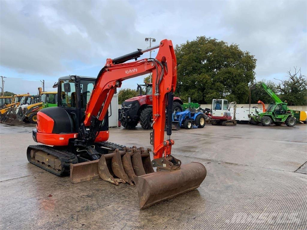 Kubota KX057-4 Lánctalpas kotrók