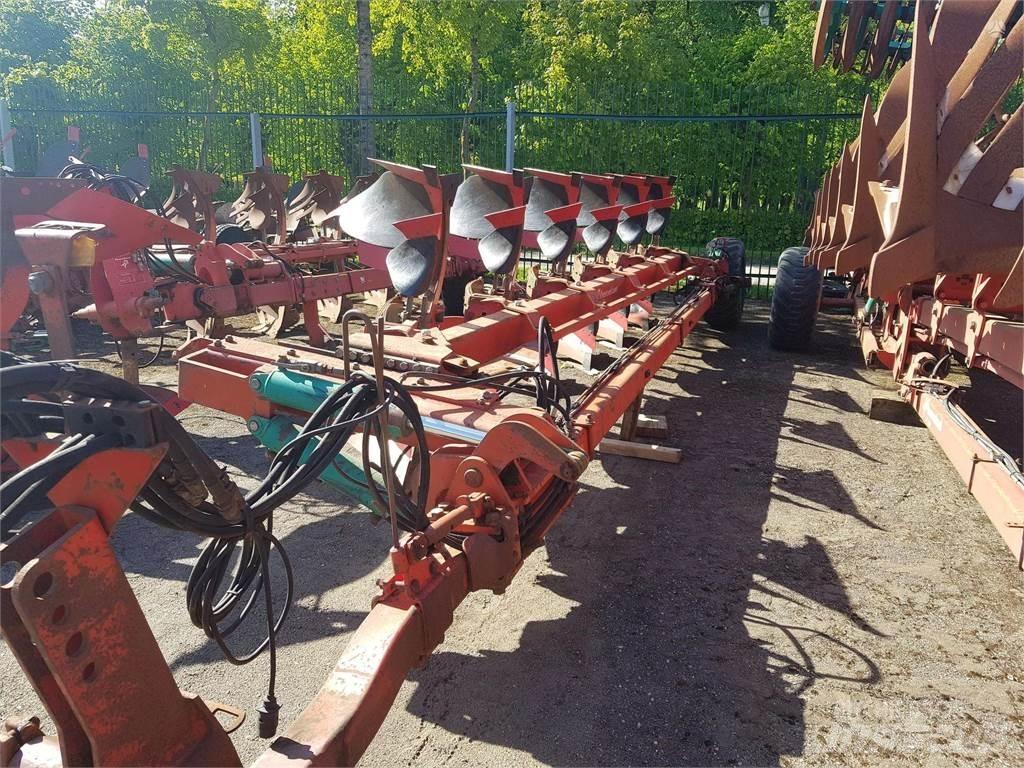 Kverneland PB 100 Hagyományos ekék