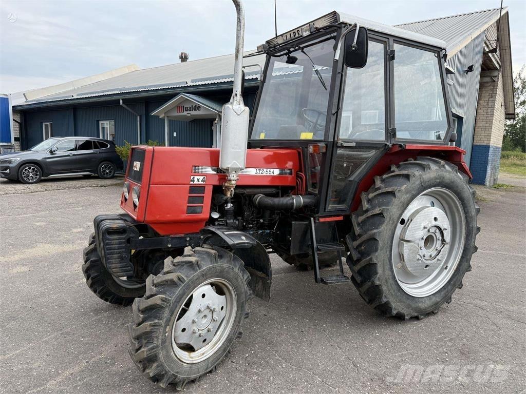  LTZ 55A Traktorok