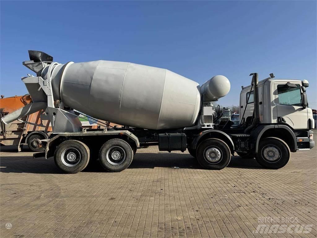 Scania P124 8x4 Betonkeverők/Betonpumpák