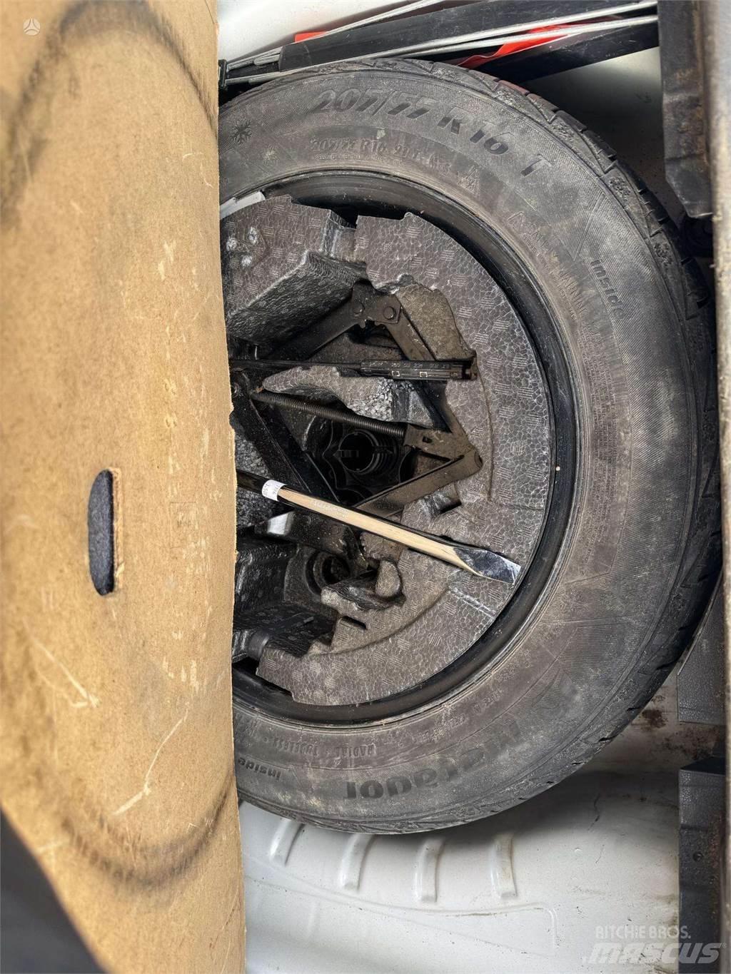 Skoda  Kistehergépjárművek