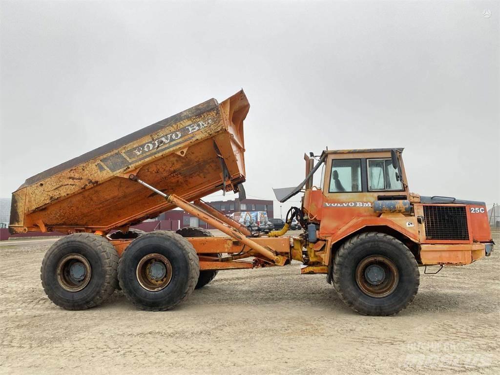 Volvo A25C , Nr.1 Csuklósdömperek