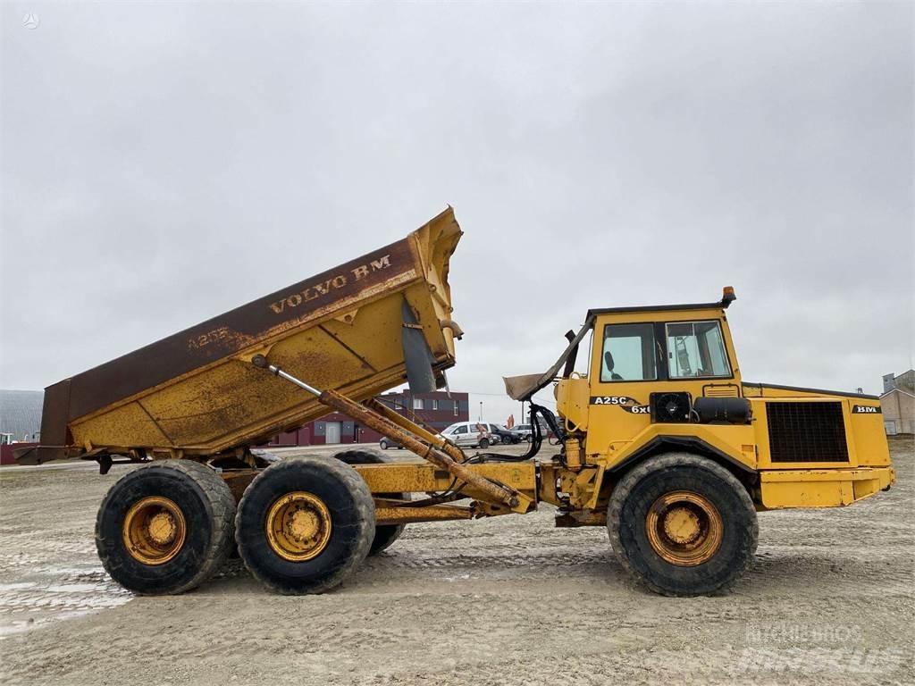 Volvo A25C , Nr.2 Csuklósdömperek
