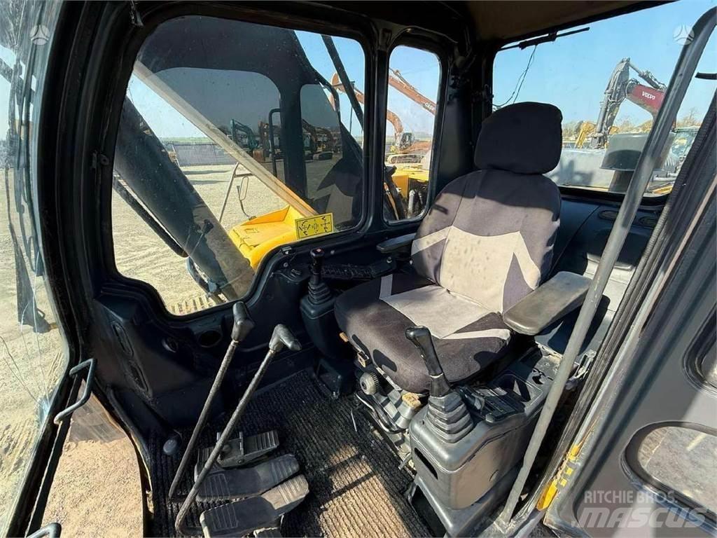 Volvo EC 240 LC Lánctalpas kotrók