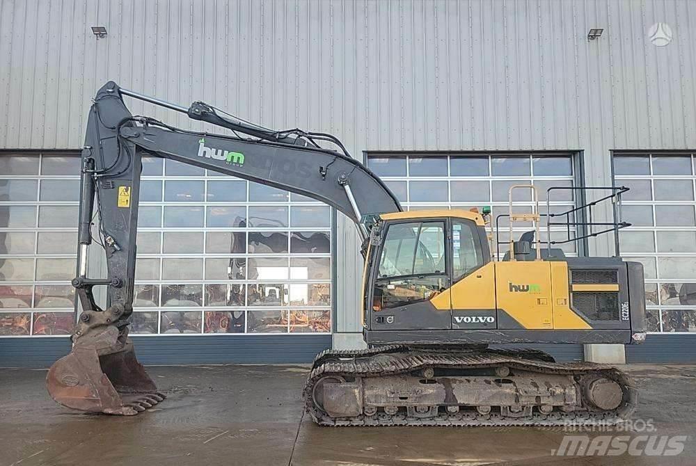 Volvo EC220E Lánctalpas kotrók