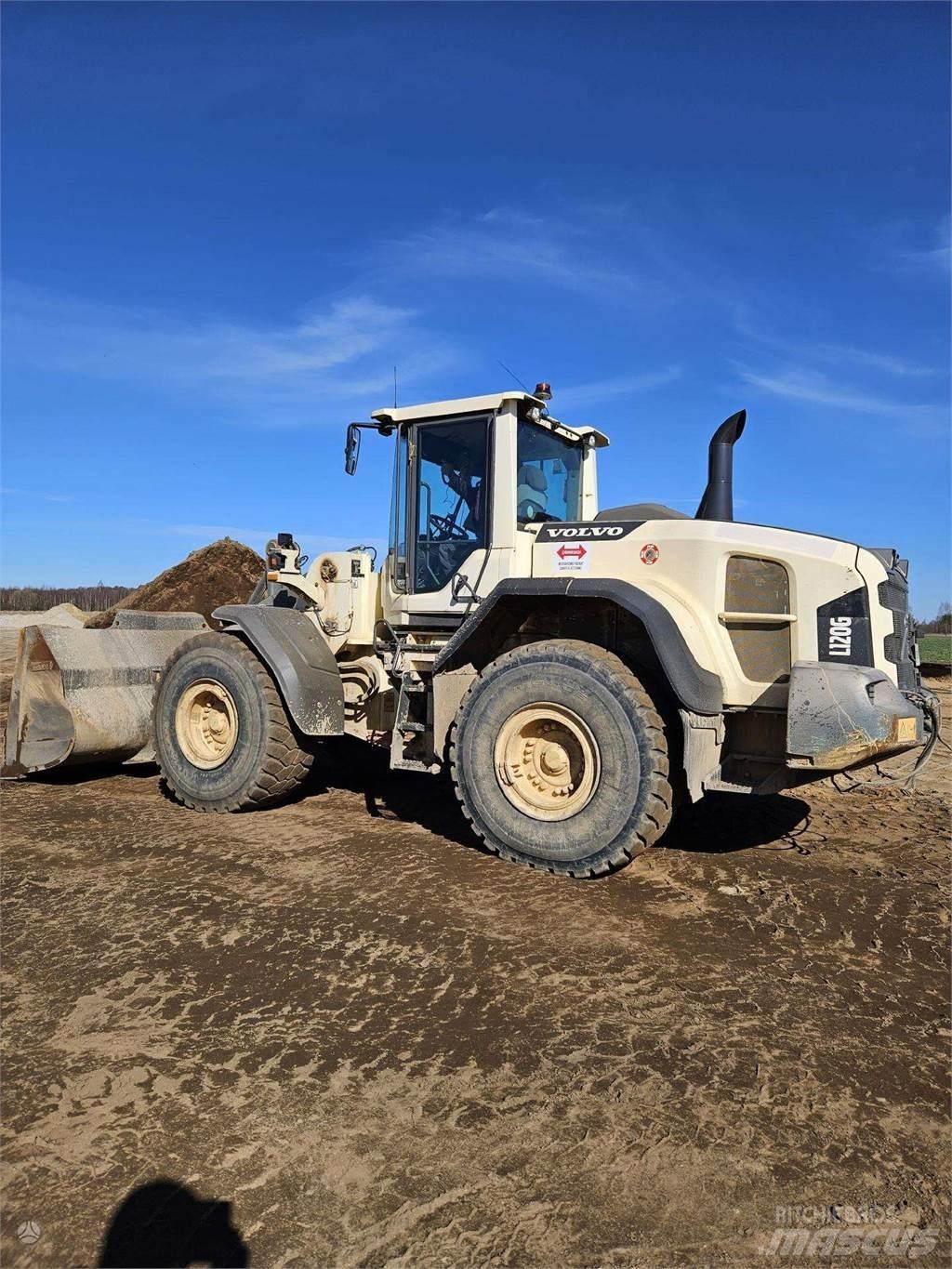 Volvo L120G Gumikerekes homlokrakodók