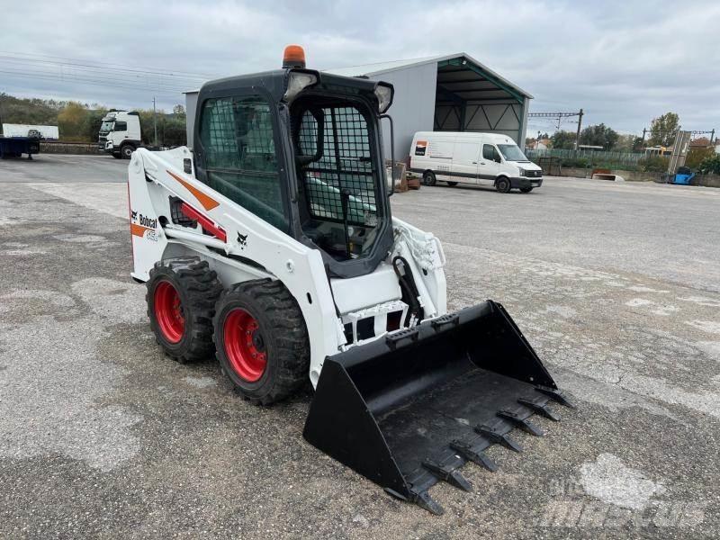 Bobcat S 450 Mini homlokrakodók