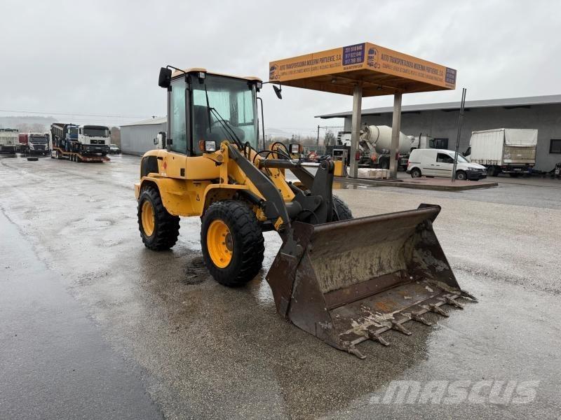 Volvo L 30 Mini homlokrakodók
