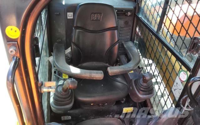 CAT 259D HF Kompaktrakodók
