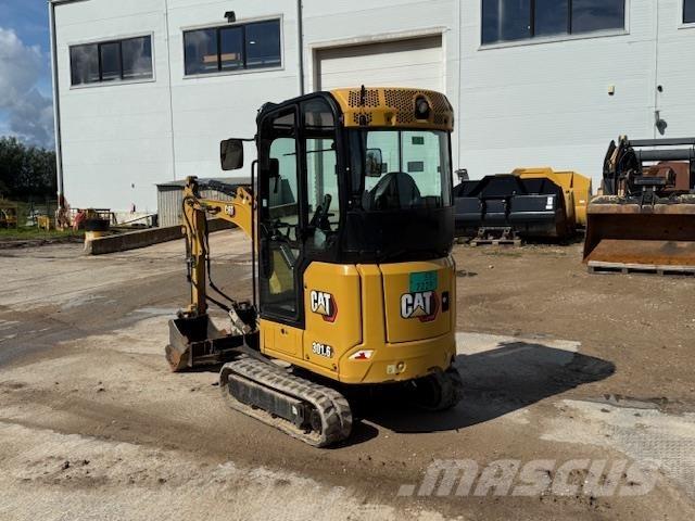 CAT 301.6 Mini kotrók < 7t