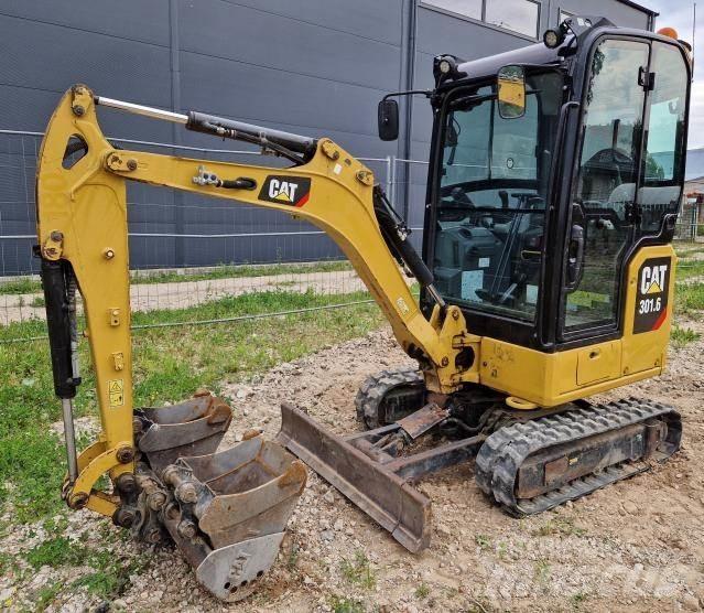 CAT 301.6 Mini kotrók < 7t
