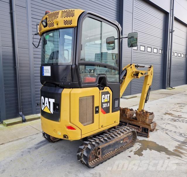 CAT 301.6 Mini kotrók < 7t