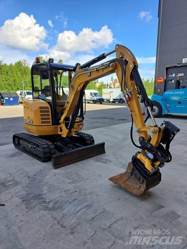 CAT 302.7DCR Mini kotrók < 7t