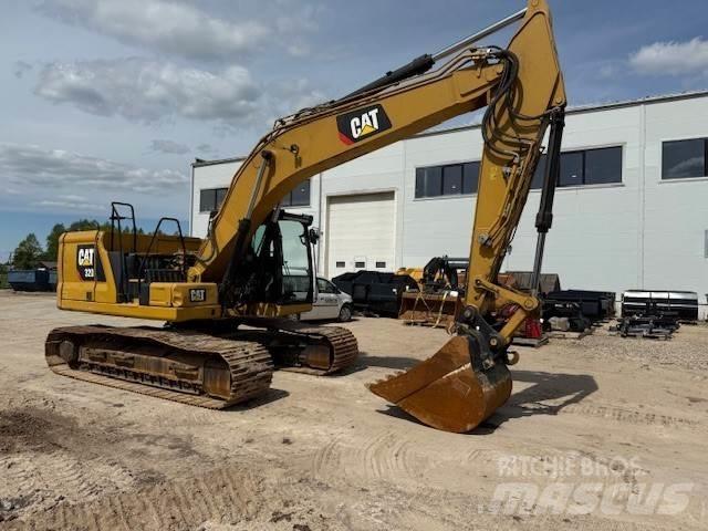 CAT 320 Lánctalpas kotrók