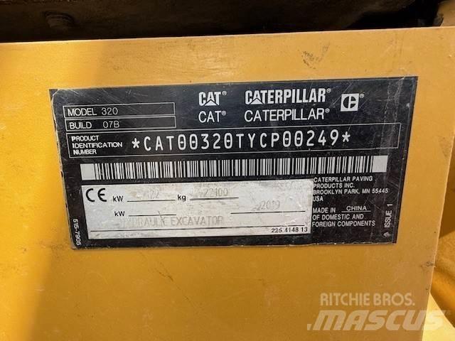 CAT 320 Lánctalpas kotrók