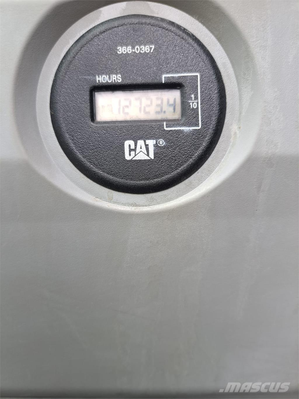 CAT 325F Lánctalpas kotrók