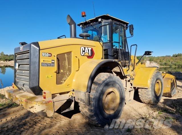 CAT 950GC Gumikerekes homlokrakodók