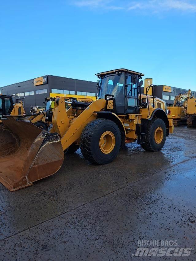 CAT 950M Gumikerekes homlokrakodók