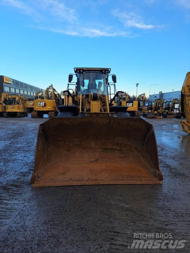 CAT 950M Gumikerekes homlokrakodók