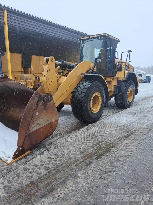 CAT 962 Gumikerekes homlokrakodók