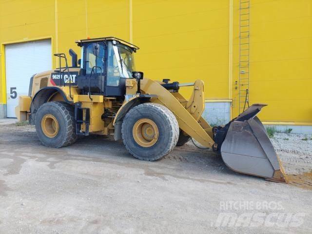 CAT 962M Gumikerekes homlokrakodók