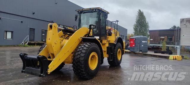 CAT 962M Gumikerekes homlokrakodók