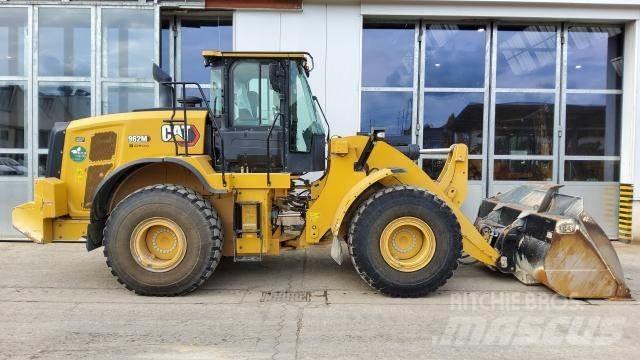 CAT 962M Gumikerekes homlokrakodók