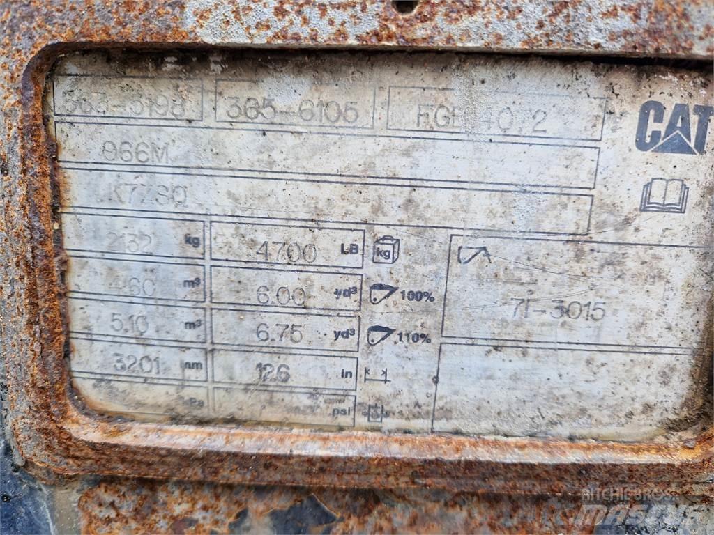CAT 966 Gumikerekes homlokrakodók