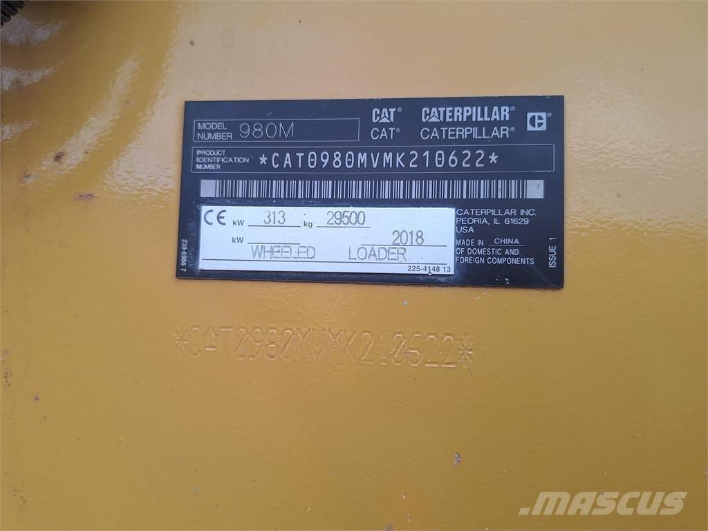 CAT 980M Gumikerekes homlokrakodók