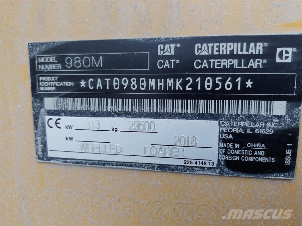 CAT 980M Gumikerekes homlokrakodók