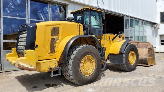 CAT 982M Gumikerekes homlokrakodók