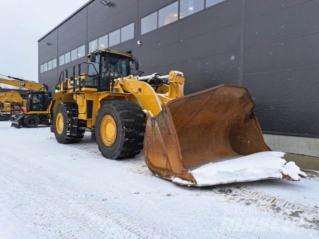 CAT 988K Gumikerekes homlokrakodók