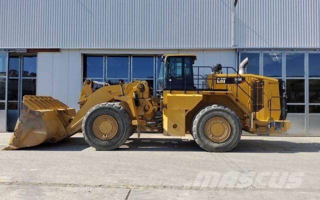 CAT 988K XE Gumikerekes homlokrakodók