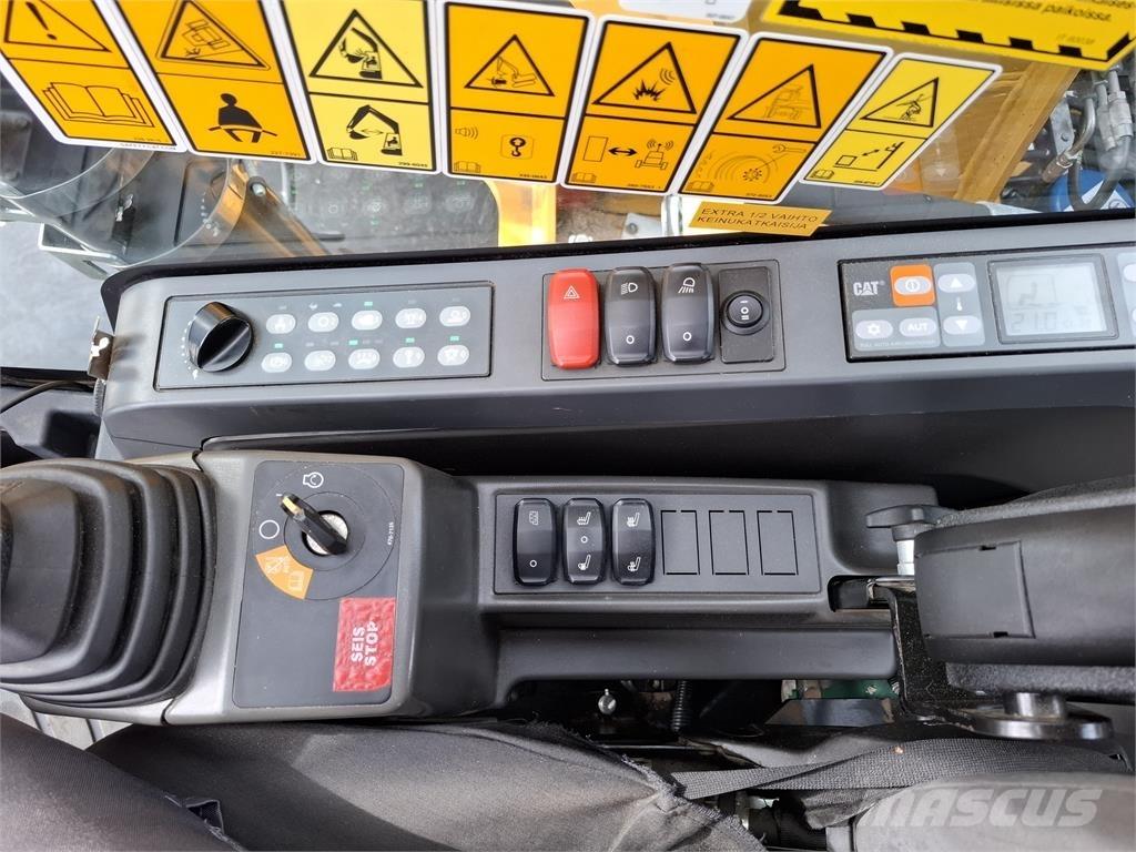 CAT M314F Gumikerekes kotrók