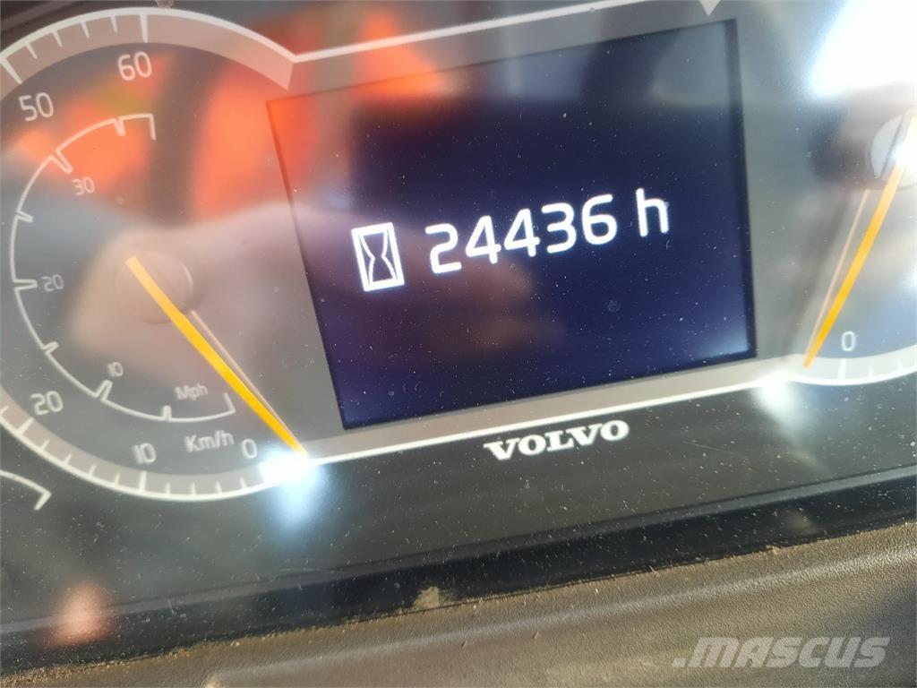 Volvo L250H Gumikerekes homlokrakodók