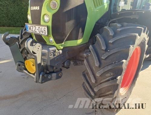CLAAS ARION 550 Traktorok