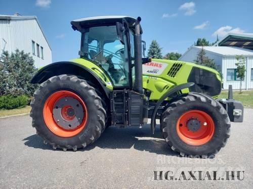CLAAS Axion 810 Traktorok