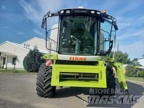 CLAAS Tucano 440 Kombájnok