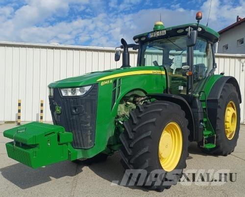 John Deere 8345R Traktorok
