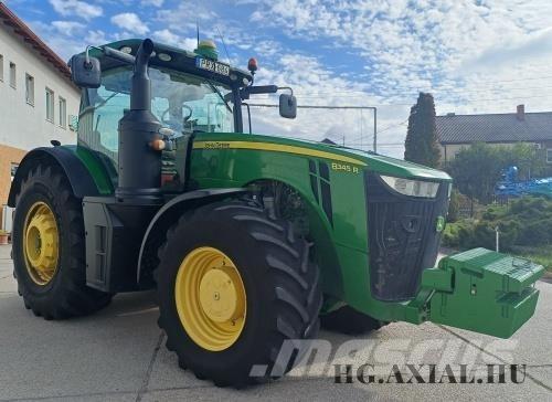 John Deere 8345R Traktorok